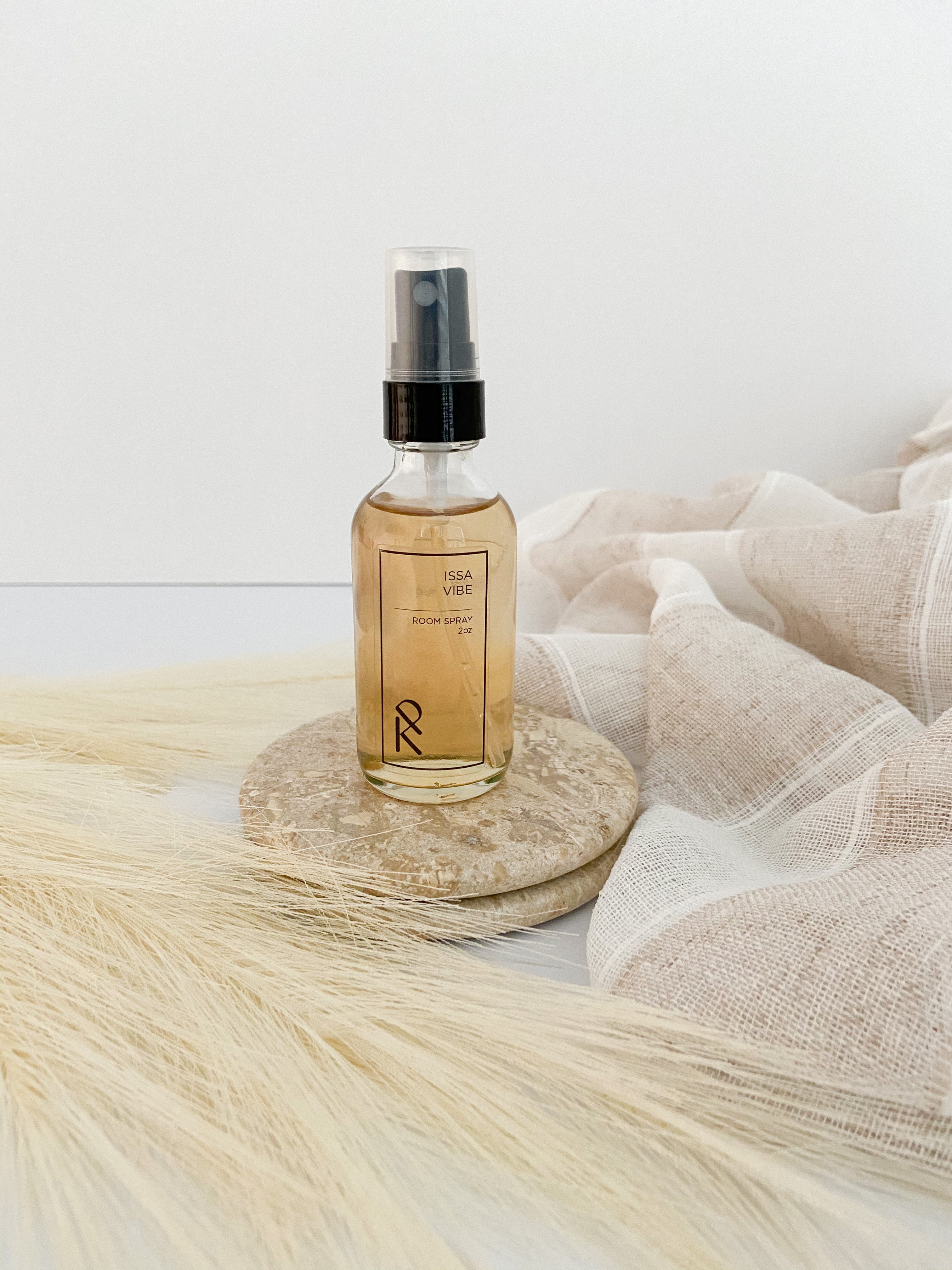 Issa Vibe- 2oz Room Spray – K. Price Collection